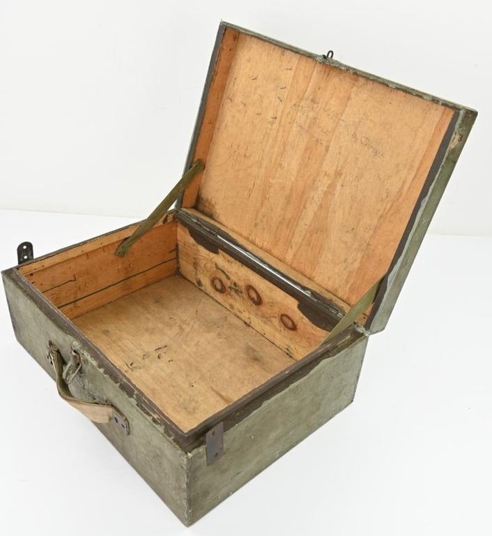 German WW2 POW Suitcase 'Konstantin Weck'