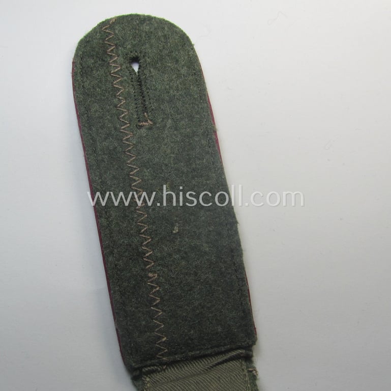 Neat - albeit regrettably single! - WH (Heeres) - I deem - mid-war-period- (ie. 'M41/M43'-pattern) EM-type shoulderstrap as was intended for usage by a: 'Soldat einer Nebelwerfer-Rgts. o. Abts.'