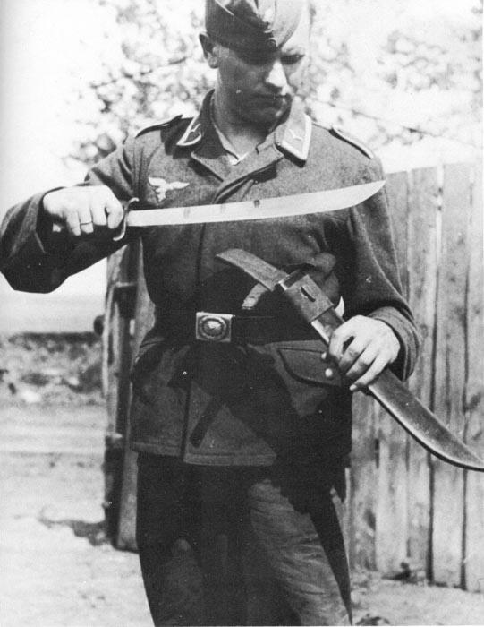 Luftwaffe Survival Pilots Machete