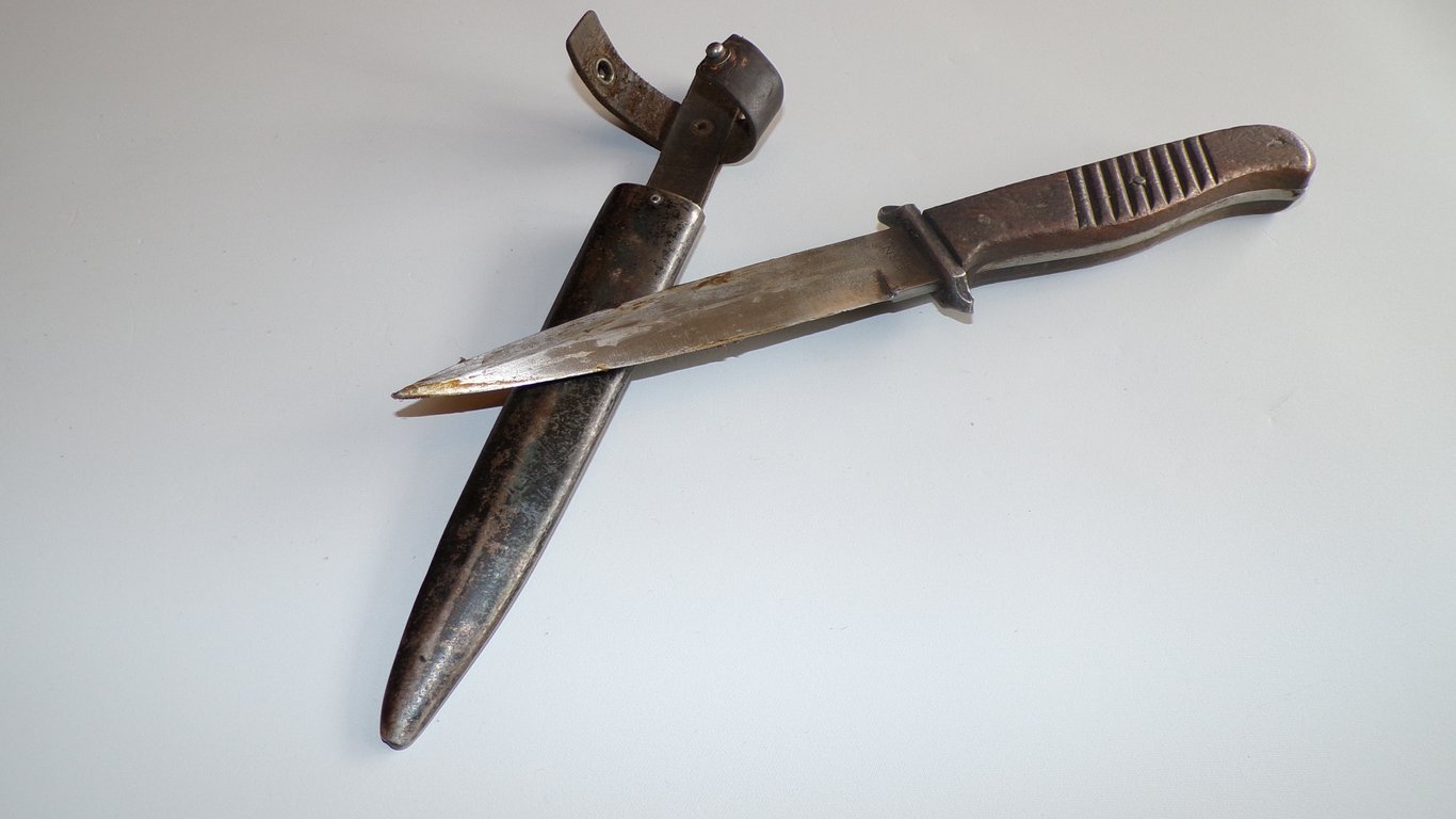 WW1 Ern Nahkampfmesser