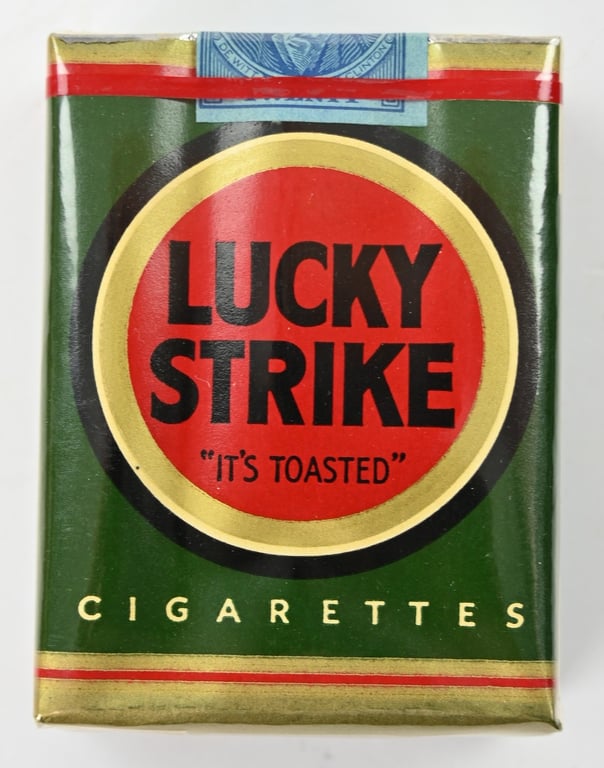 US WW2 Package of Lucky Strike Cigarets