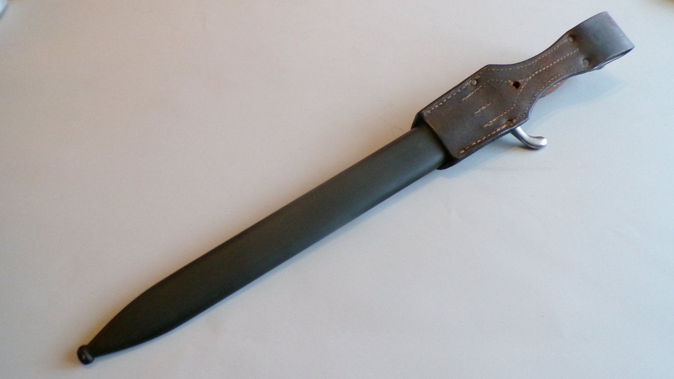 Bajonet 98/05 mit säge (sawback)