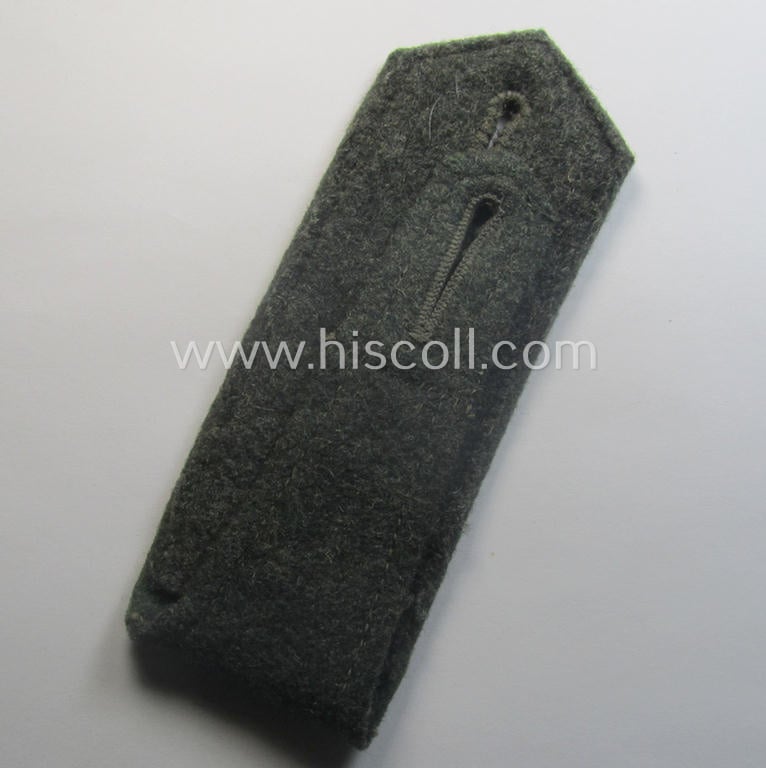 Single example of an early-period (ie. 'M36- o. M40'-pattern and pointed-styled), WH (Heeres) 'cyphered', EM-type shoulderstrap as was intended for a: 'Soldat des Inf.-Maschinengewehr-Abtlgs. 1'