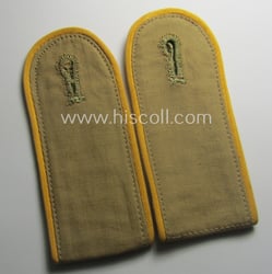 Pair of EM-type, WH (Luftwaffe) 'tropical-issue' shoulderstraps as...