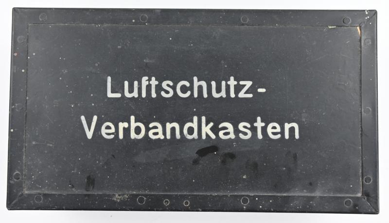 German LS First Aid Box 'Luftschutz Verbandkasten'