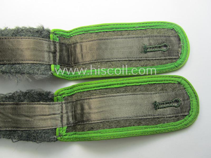 Pair of WH (Heeres) 'M44'-styled ie. 'simplified' EM-type shoulderstraps: 'Sld. eines Pz-Gren.-Rgts.'