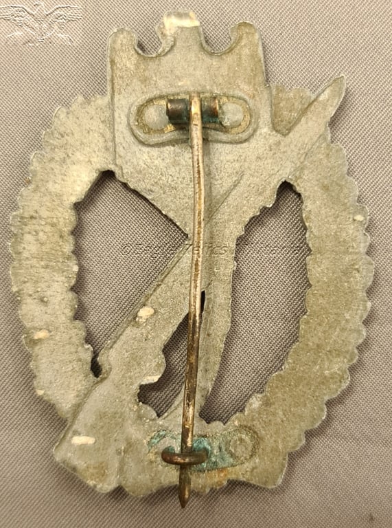 Infantry Assault Badge  in Silver -Infanterie-Sturmabzeichen