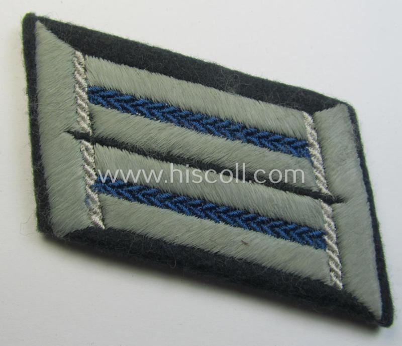 Neat - and fully matching! - pair of WH (Heeres) later-war-pattern, neatly machine-embroidered, officers'-type collar-tabs (ie. 'Kragenspiegel für Offiziere') as was specifically intended for usage by an officer within the: 'TSD o. Truppensonderd...