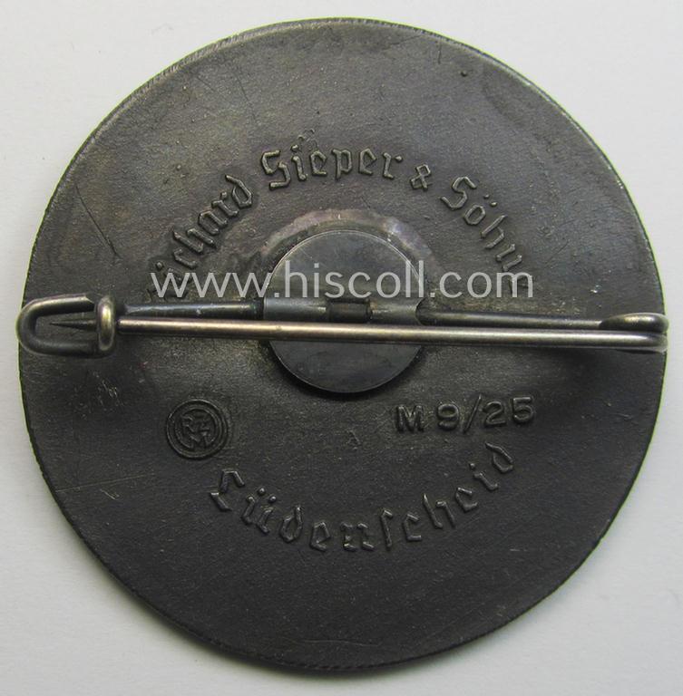 Superb, commemorative silver-toned 'HJ'- (ie. 'Hitlerjugend'-) related 'tinnie' being a maker- (ie. 'R. Sieper'- ie. 'RzM - M9/25'-) marked example depicting a: 'HJ'-eagle-device and text: 'Gebietstreffen der Fränkischen Hitlerjugend - 1...