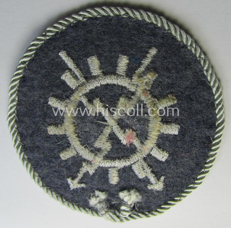 WH (Luftwaffe) trade- ie. special-career-patch (ie. 'Tätigkeitsabzeichen') having a silverish-grey-toned 'Kordel' attached: 'LW-Geräterverwaltungs-Unteroffiziere'