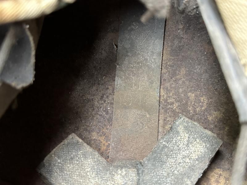 British WWII Brodie Helmet 1942