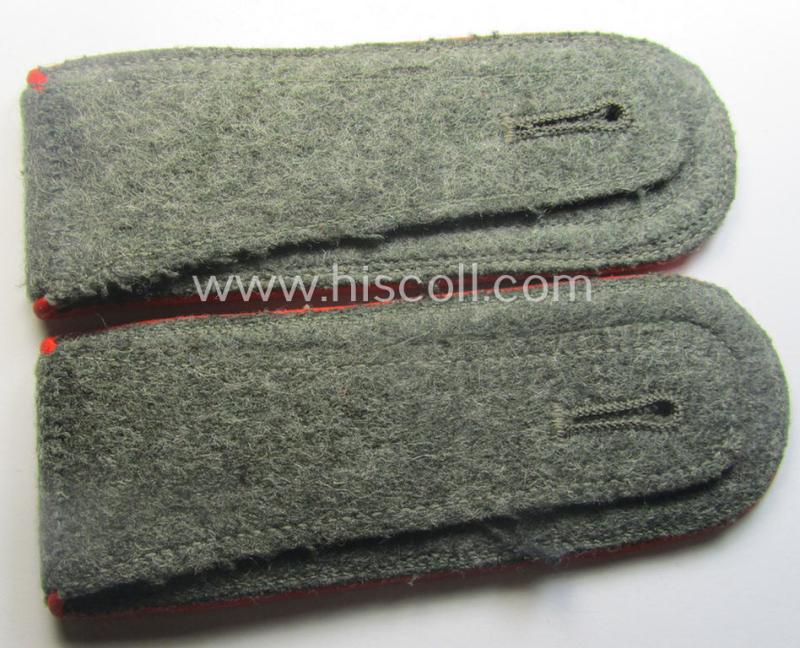 Pair of WH (Heeres) NCO-type shoulderstraps: 'Wachtmeister eines (Sturm)Art.-Abts. o. Rgts.'