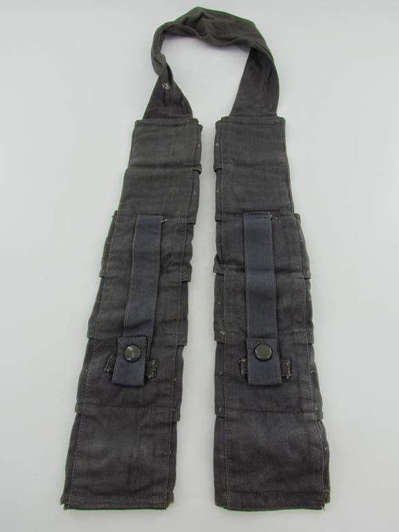 Luftwaffe 'Fallschirmjäger' K98 Blue Ammunition Bandoleer