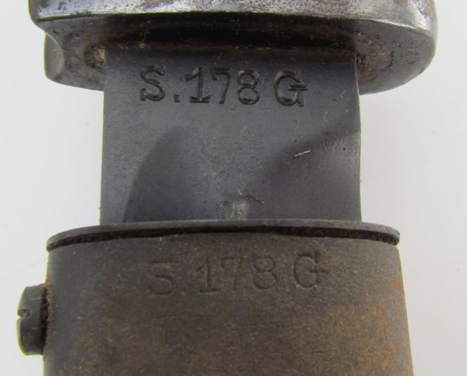Early matching K98 bayonet by S.178G ‘Gebr. Heller’ with Frog (1935)