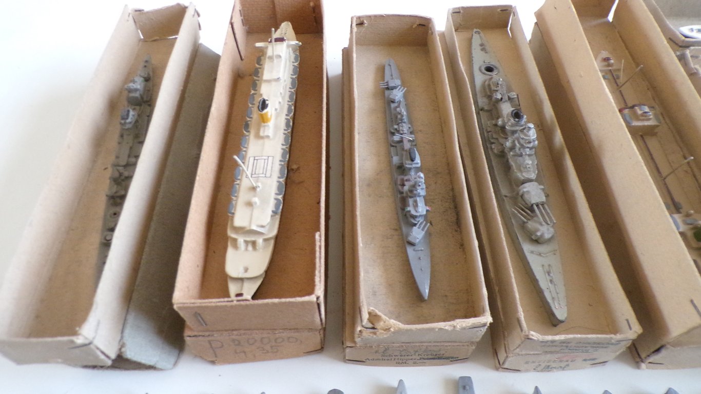 WWII 119x Wiking  tactical identification ships