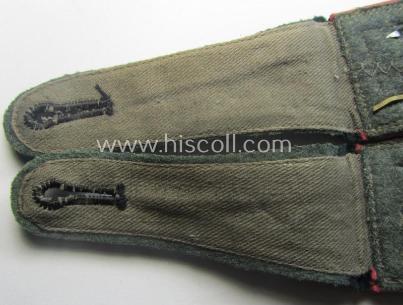 Pair of WH (Heeres), early-war period- (ie. 'M40'-pattern) typically 'standard-issued', NCO-type shoulderstraps as was specifically intended for a: 'Stabsfeldwebel o. Spiess  eines Panzerjäger-Abts.'