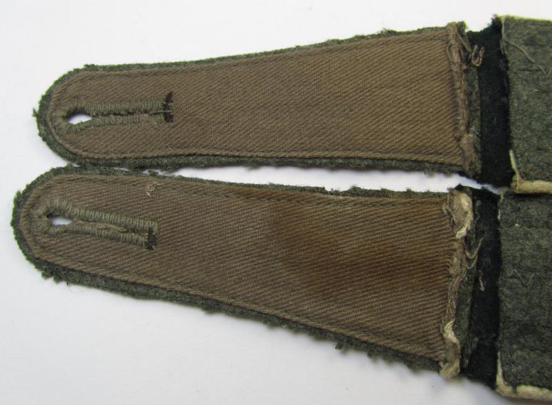 Attractive - and/or fully matching! - pair of early- (ie. pre-)war-period (ie. 'M36'- ie. 'M40'-pattern-) WH (Heeres) NCO-type shoulderstraps as was intended for a: 'Unteroffizier der Infanterie-Truppen'