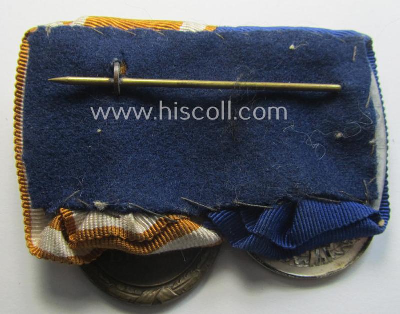 Attractive, 2-pieced WH (Heeres o. KM) medal-bar-set (ie. 'Orden- o. Doppelspange-Satz') showing resp. a: 'WH DA für 4 Jahre t.D.' and a: 'Deutsches Schutzwall Ehrenzeichen' (aka: 'Westwall'-medal)