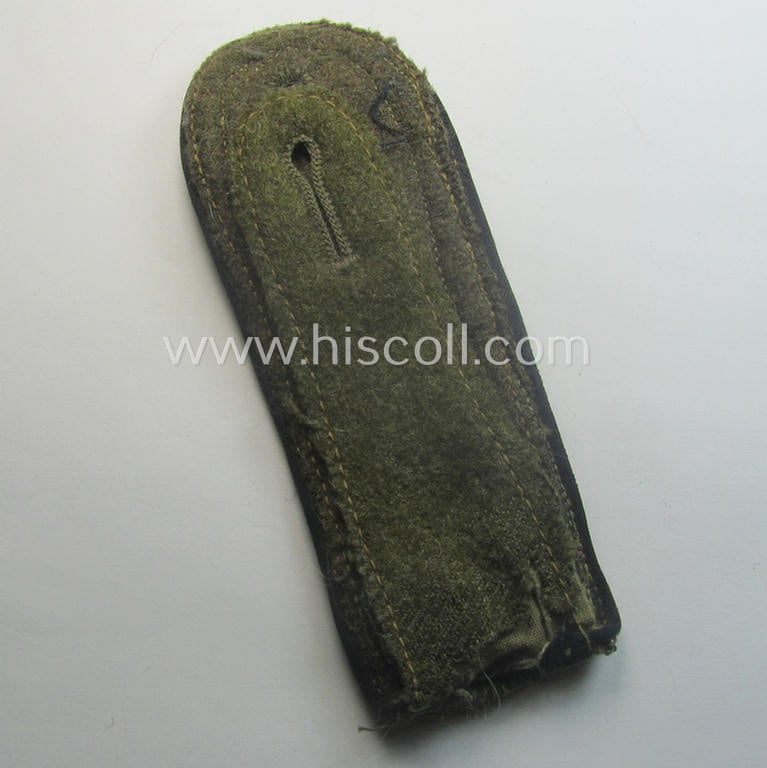 Single, WH (Heeres) 'tropical-issued'- (ie. early 'DAK'-related), NCO-type shoulderstrap as was intended for an: 'Unteroffizier der Pionier-Trpn.'