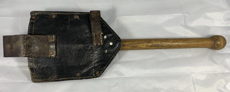 German Folding Shovel with Carrying Case, 2nd Model