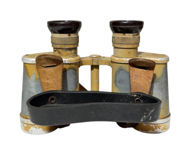 Wehrmacht D.F. 6x30 binoculars with bakelit case