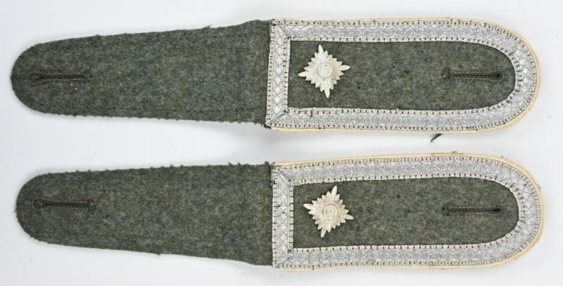 German WH NCO Shoulderboards Infantry