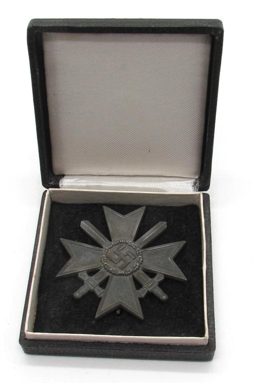 War Merit cross (KVK) first class “62” in Case