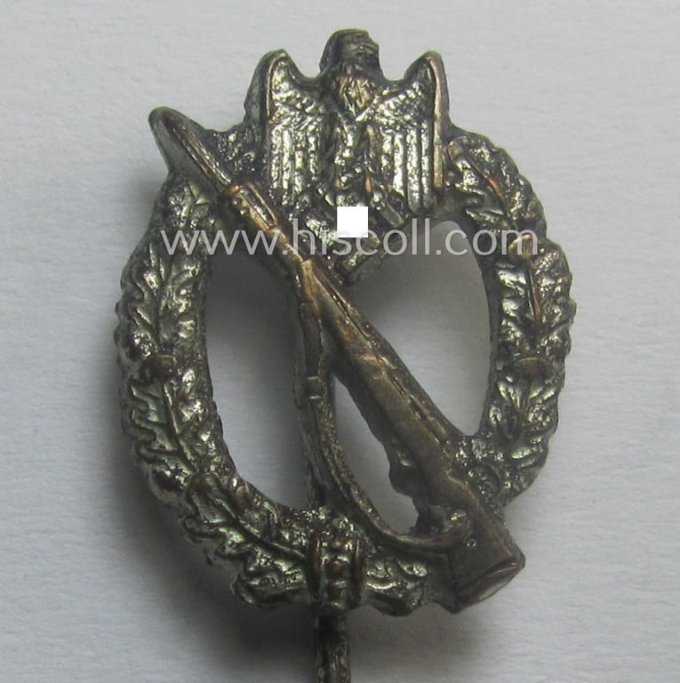 Neat - and only 17 mm. sized! - 'Infanterie-Sturmabzeichen in Silber' (or: silver-class, infantry-assault badge ie. IAB) miniature lapel-pin (being a non-maker-marked example as executed in silver-coloured- and I deem 'Buntmetall'-based metal)