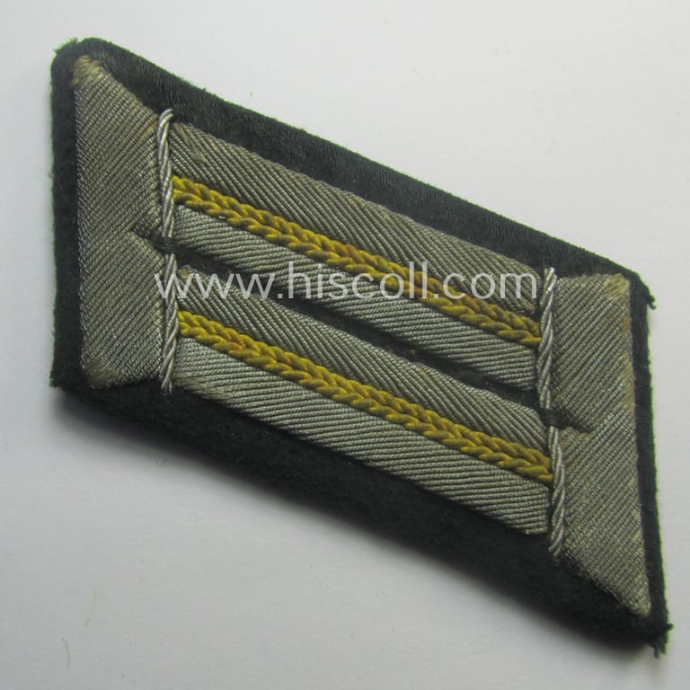 Truly used- and/or worn pair of WH (Heeres) officers'-type collar-tabs: 'Offizier der Kavallerie o. Aufkl.-Trpn.'