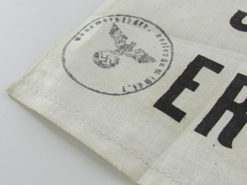 German 'Strassen-Erlaubnis' Armband