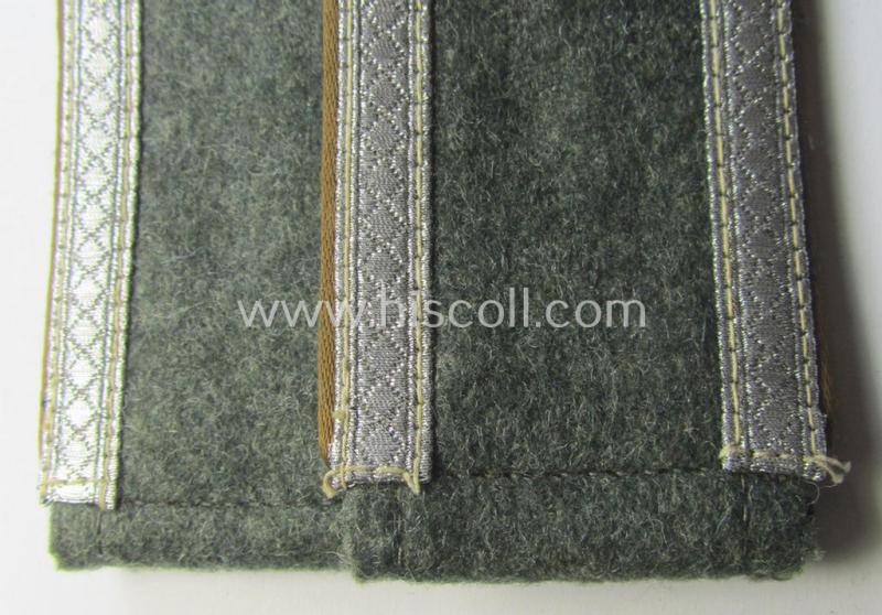 Pair of WH (Heeres) NCO-type shoulderstraps: 'Uffz. der Kradschützenbtle. der Pz.Div. u. Inf.Div. (mot)'
