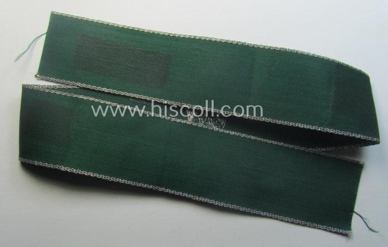 Hardly- (ie. never!) worn, customs-related cuff-title (ie. 'Ärmelstreifen des Reichsfinanzverwaltung- o. Zollgrenzschutz') being a detailed example as executed in the so-called: 'flatwire'- (ie. 'BeVo-weave'-) pattern