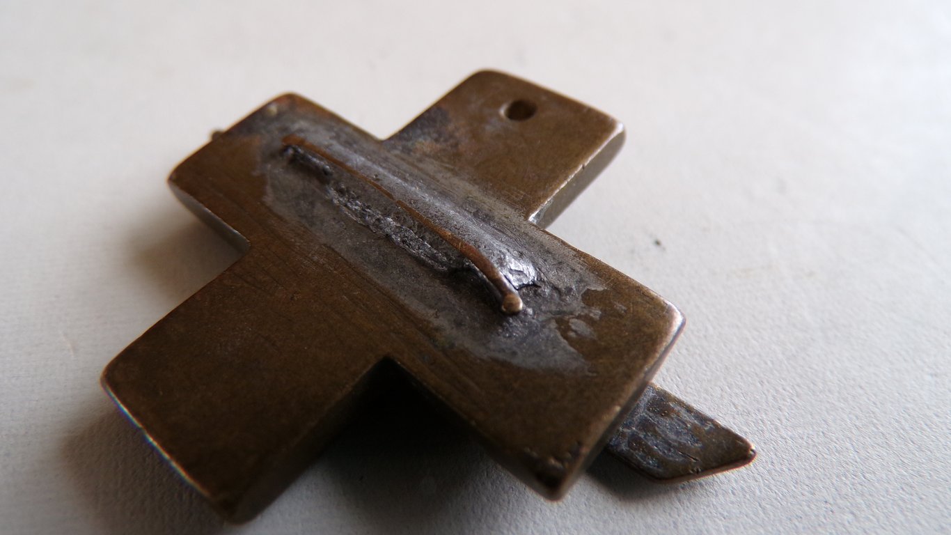 Kriegsmarine 10th U-Boat Flotilla Cap Badge
