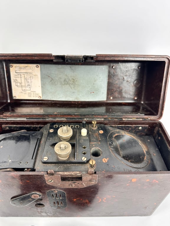 Nice original German WW2 FF33 Field Telephone (Feldfernsprecher 33)
