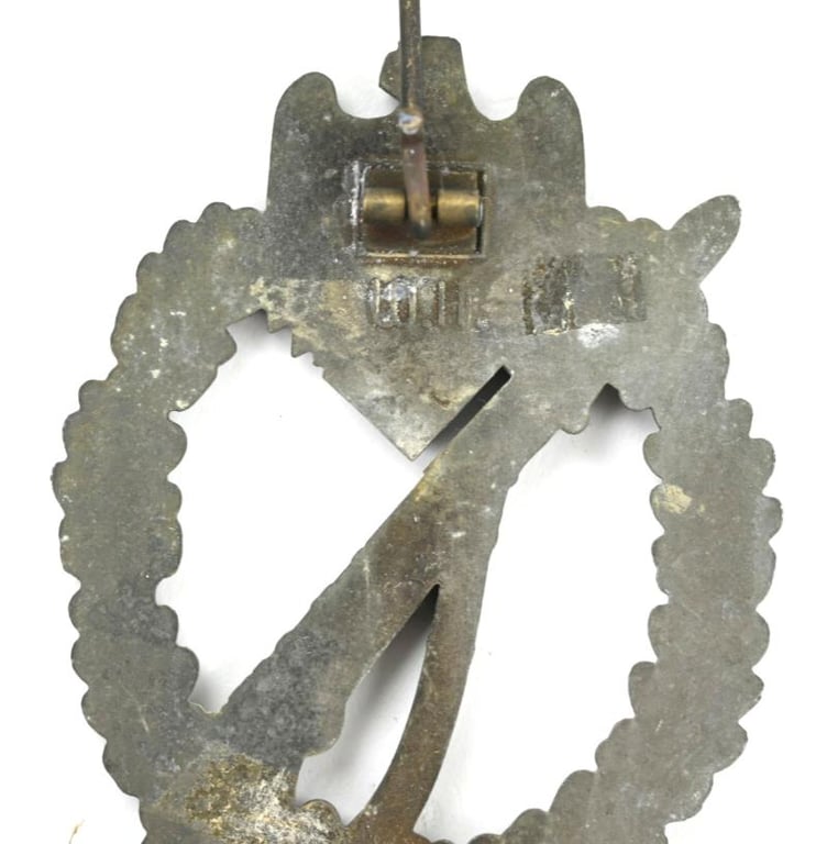 German Infantry Assault Badge in SIlver 'W.Hobacher'