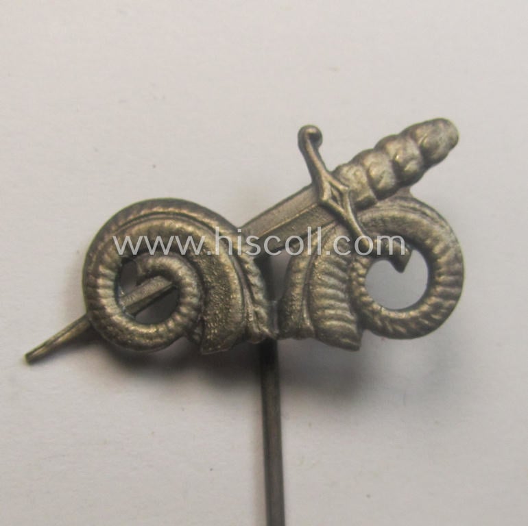 Attractive - and rarely seen! - silverish-toned- and 'Buntmetall'-based! - Dutch facist-party-related membership-badge (or in Dutch: 'Ledendraagteken') for members serving within the: 'Zwart ie. Nationaal Front'