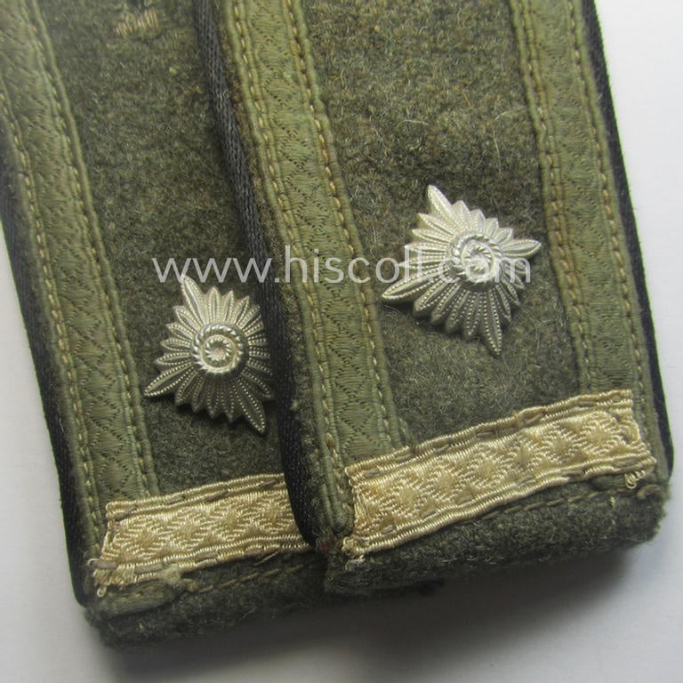 Moderately used - typically mid-war-period and/or fully matching! - pair of so-called: 'M43'-pattern, WH (Heeres) NCO-type shoulderstraps: 'Feldwebel der Pionier-Trpn.'