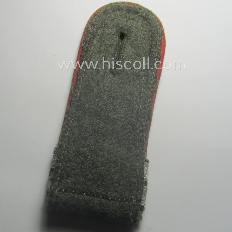 Single, WH (Heeres) 'M40 o. M43'-pattern, NCO-type shoulderstrap: 'Feldwebel u. Offiziers-Anwärter eines Pz- o. Panzerjäger-Abtlgs. o. Rgts.'