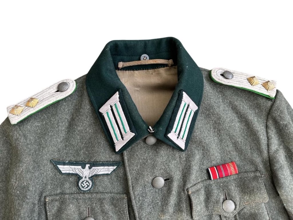 Wehrmacht ‘Gebirgsjäger’ officer M36 Feldbluse for Hauptmann