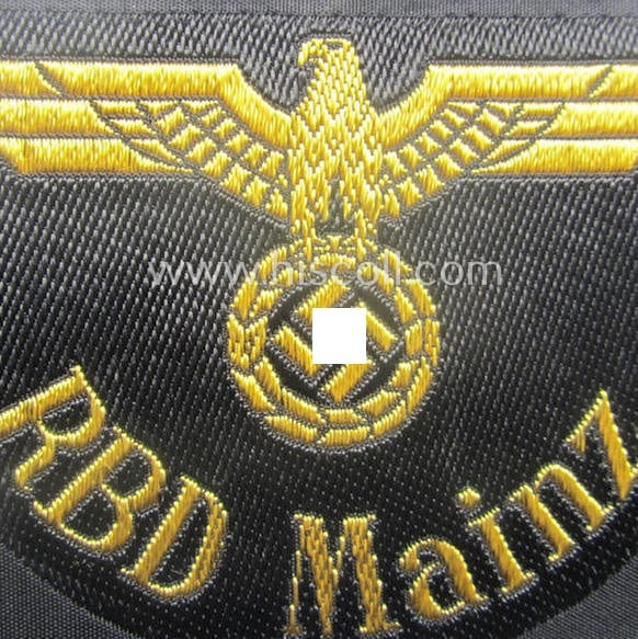 RB- ('Reichsbahn'-) related arm-eagle as executed in 'BeVo'-weave style as was intended for an official of the: 'Deutsche Reichsbahn' ie. the 'RBD Mainz' (or: 'Reichsbahndirektion Mainz')