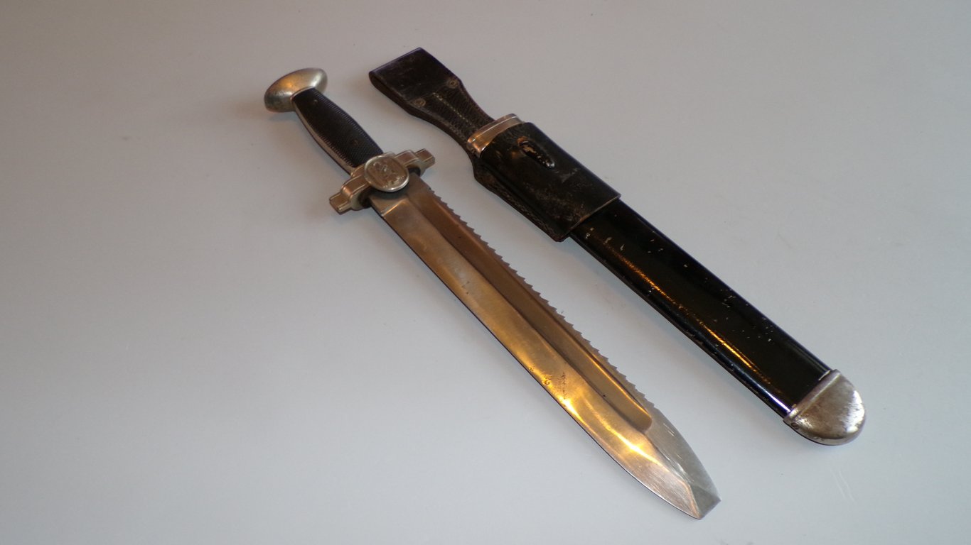 Deutsches Rotes Kreuz (DRK) Hauer für Mannschaften und Unterführer