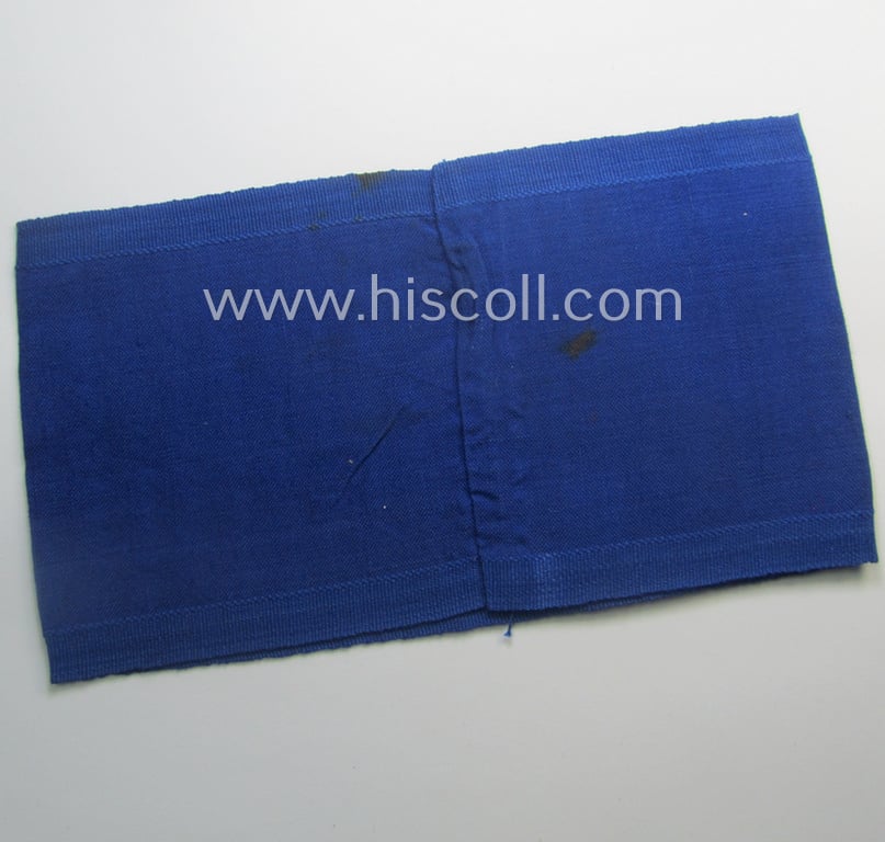 Attractive - and scarcely found! - EM- (ie. NCO-) pattern, 'Reichsluftschutzbund' (ie. 'RLB'-) service-armband showing an interwoven white cross as intended for an: 'RLB-'Sanitäter o. Feldscher' (ie. air-raid-warden medic)