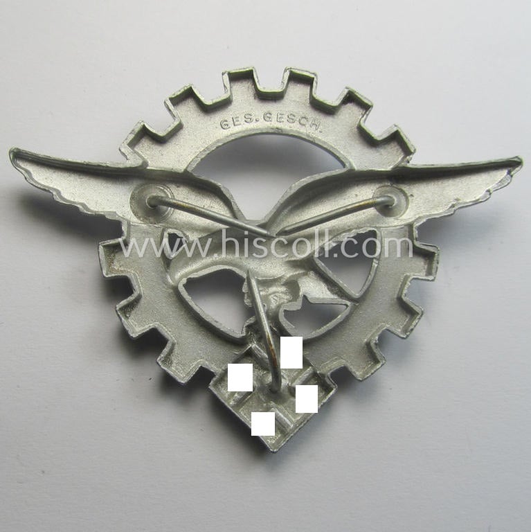 WH (Luftwaffe)-related- (and I deem officers'-pattern) breast-badge ie. eagle-device as was specifically intended for commissioned-staff working within the WH 'Generalluftzeugmeister'- (ie. 'GL'-) organisation