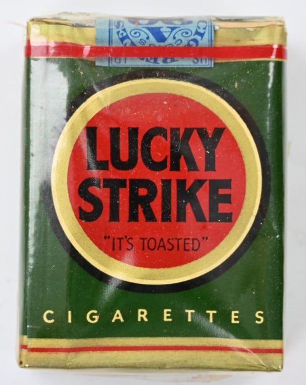 US WW2 Package of Lucky Strike Cigarets