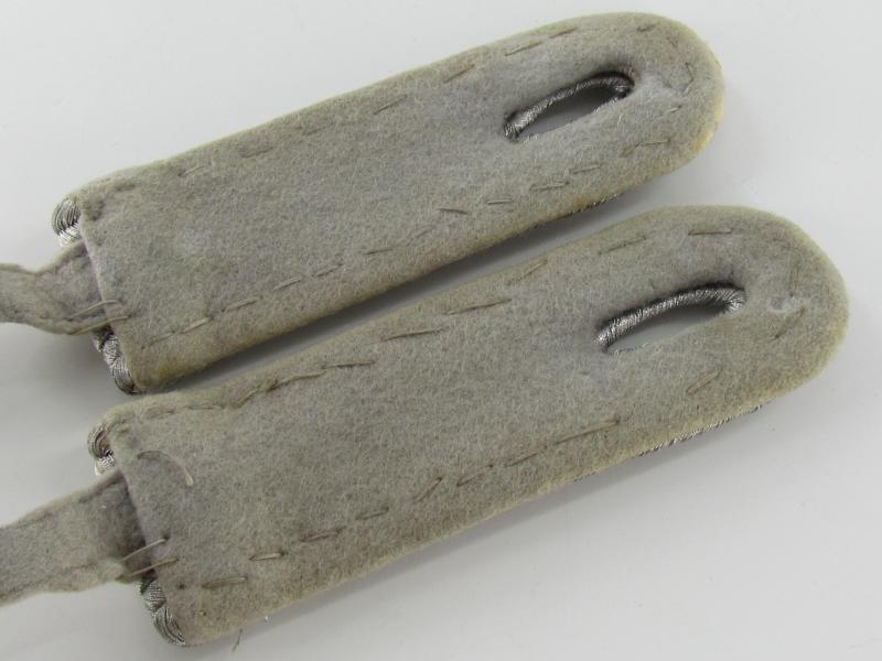 WH (Heer) Propaganda Company Shoulder Boards...Rare