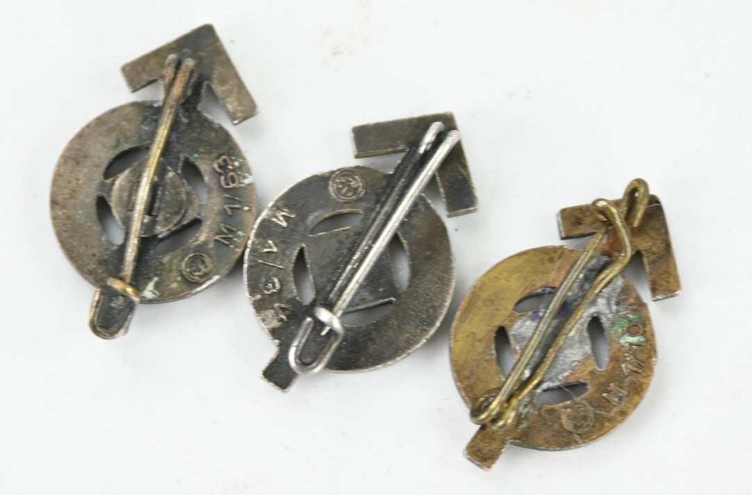 German Tinnie Hitler Youth Proficiency Badge Set