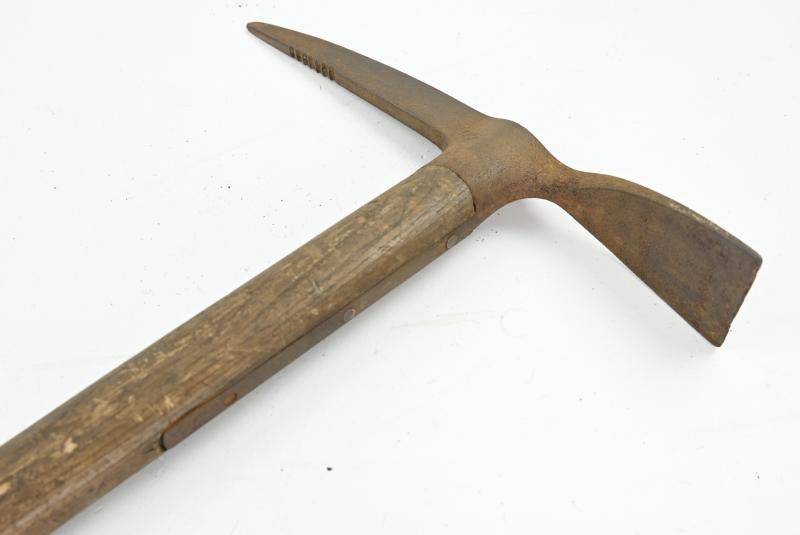 German WH large GBJ Pick Axe