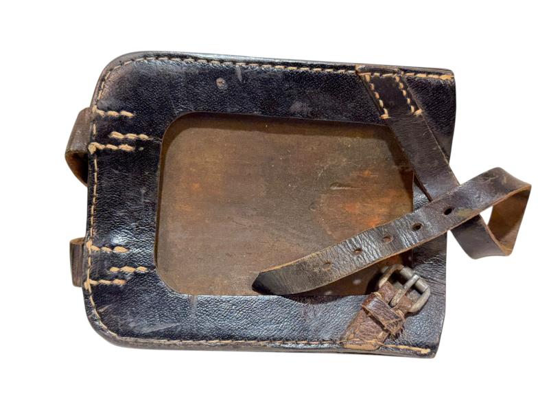 German WWII Entrenching Tool Carrier + straight shovel
