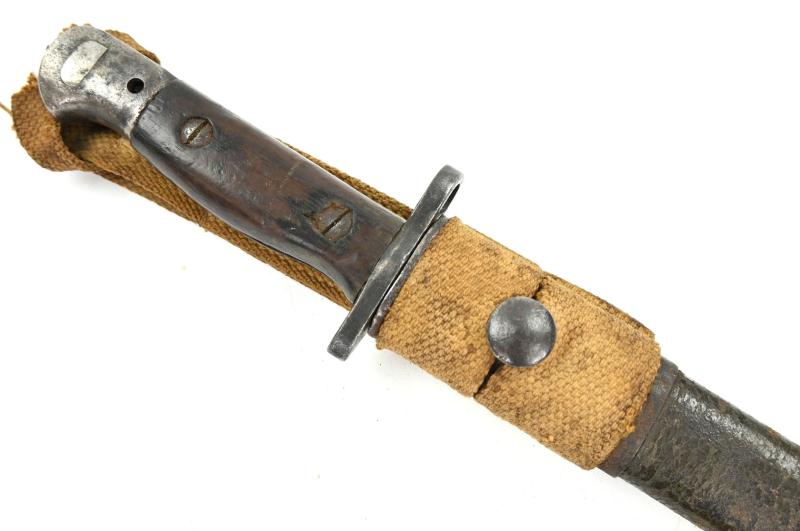 British M-1907 SMLE Bayonet with Frog