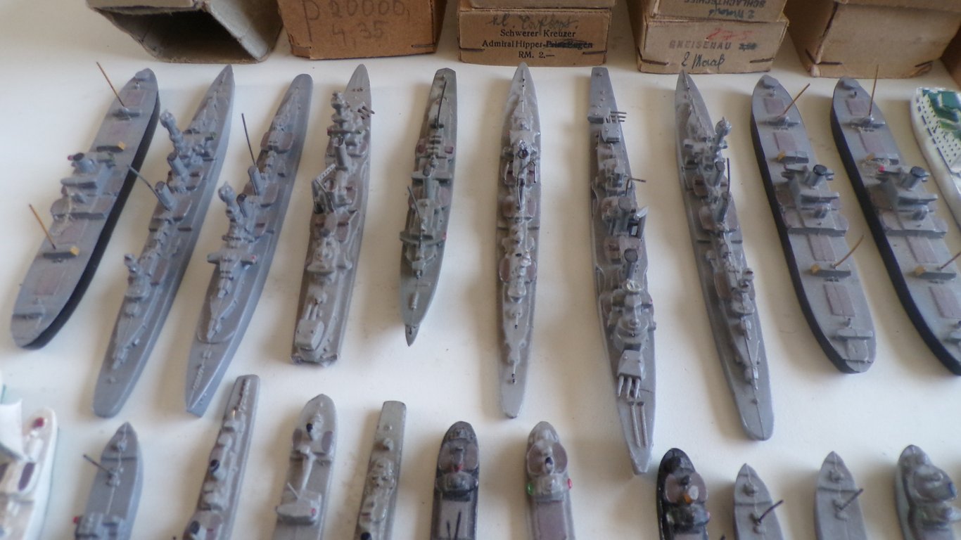 WWII 119x Wiking  tactical identification ships
